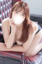 みい